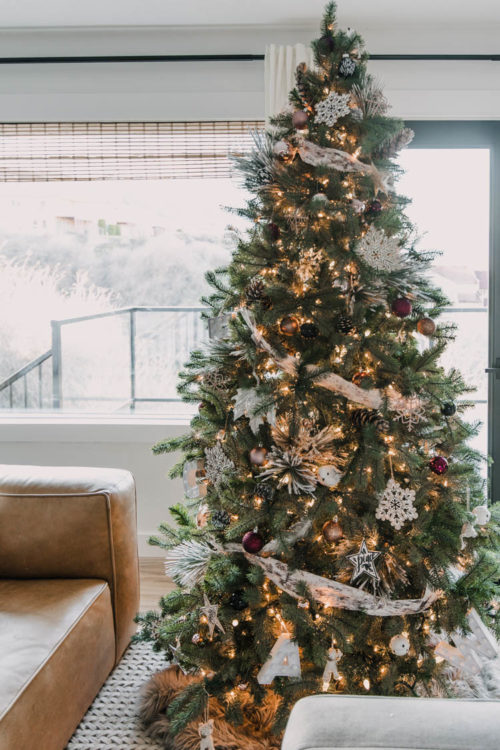 Christmas Tree Decorating Tips: Adding Colour - Lemon Thistle